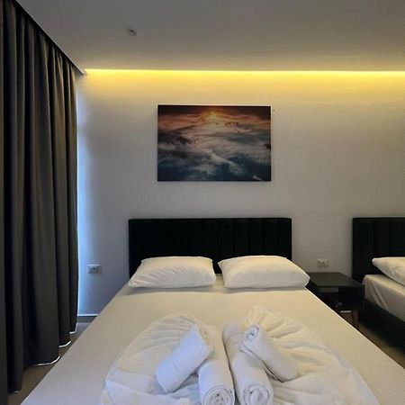 E&L Luxury Apartments Sarande Ngoại thất bức ảnh